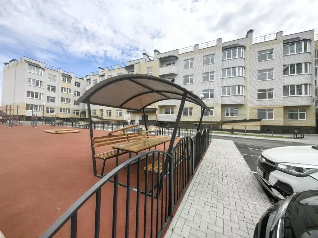 3-к кв. Ростовская область, Таганрог Кленовая ул., 26к6 (85.2 м) - Фото 1