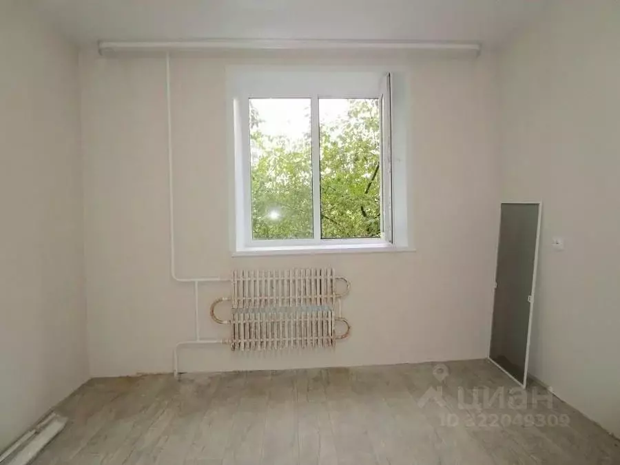 Комната Омская область, Омск ул. Вострецова, 2 (13.0 м) - Фото 1