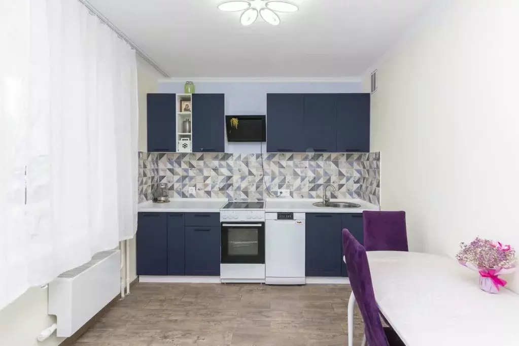 1-к кв. Тюменская область, Тюмень ул. Монтажников, 34 (41.0 м) - Фото 1