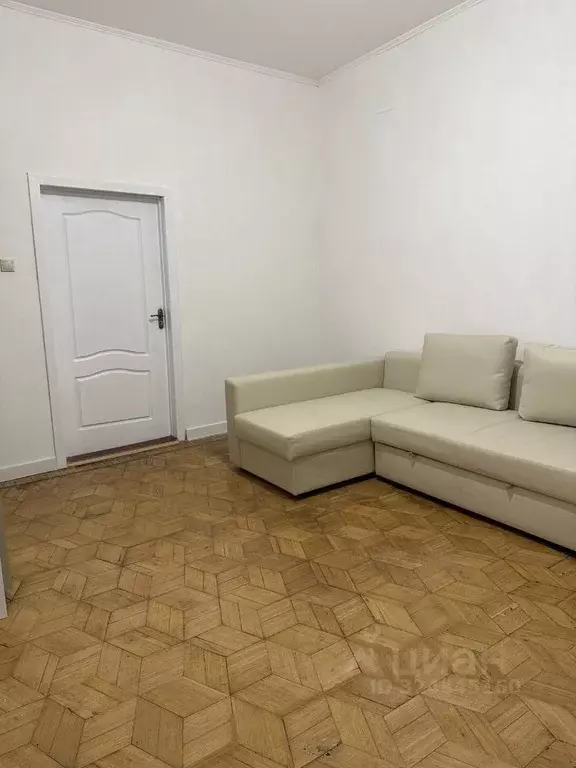 Комната Москва ул. Петровка, 17С2 (17.0 м) - Фото 2