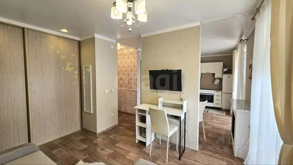 Студия Тюменская область, Тюмень ул. Ю.-Р.Г. Эрвье, 24к2 (30.2 м) - Фото 0