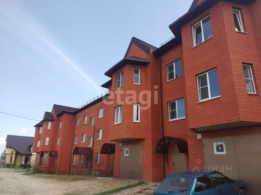 4-к кв. Курская область, Курчатов Молодежная ул., 24 (244.8 м) - Фото 0