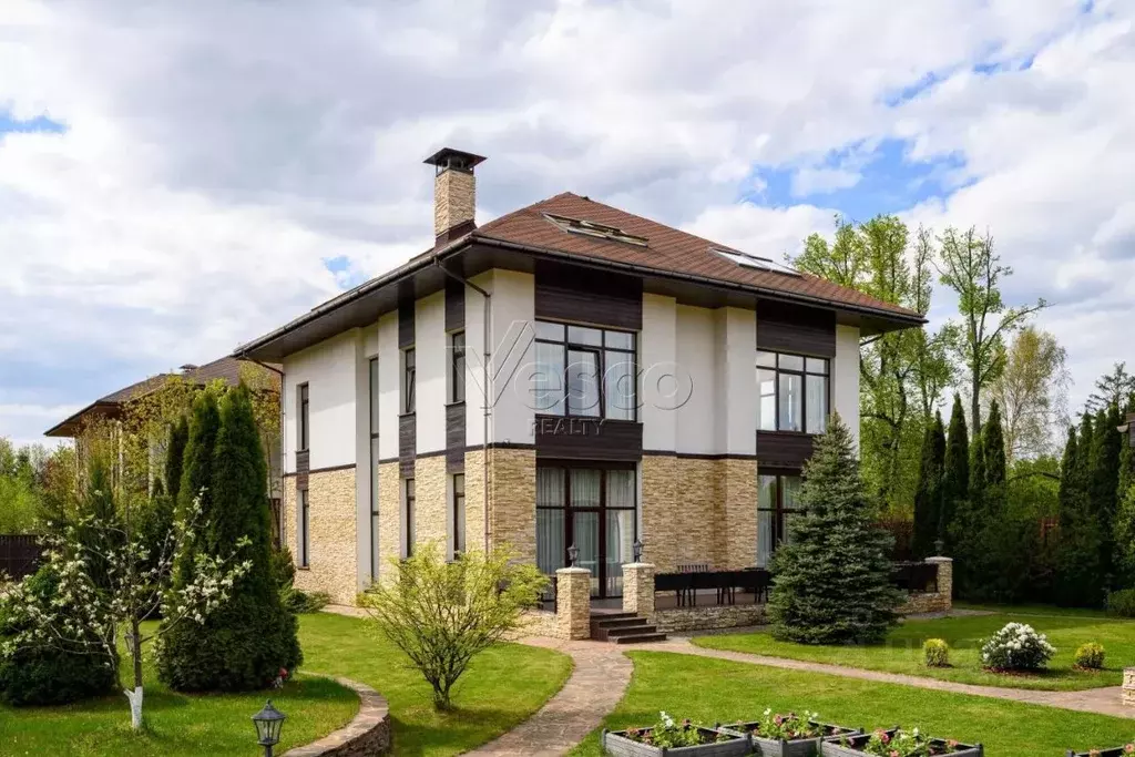 Коттедж в Москва д. Бурцево, Променад кп, 4А (389 м) - Фото 1