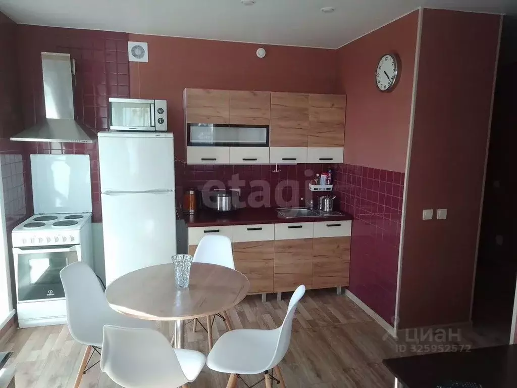 3-к кв. Удмуртия, Ижевск ул. 10 лет Октября, 75/1 (55.0 м) - Фото 2