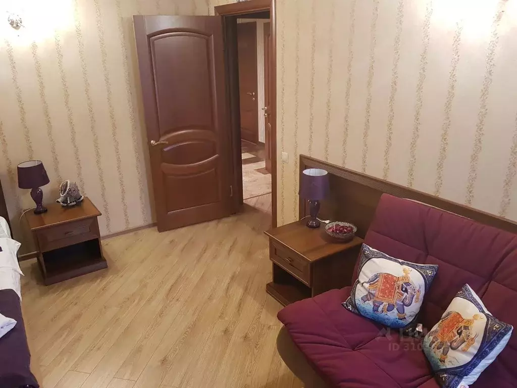 Комната Новгородская область, Пестово ш. Устюженское, 25 (15.0 м) - Фото 0