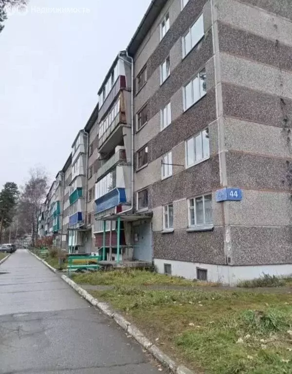 1-комнатная квартира: Республика Хакасия, рабочий посёлок Черёмушки, ... - Фото 2