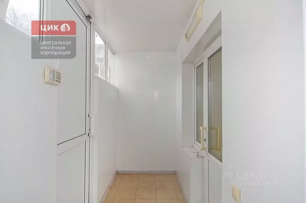 1-к кв. Рязанская область, Рязань ул. МОГЭС, 16 (38.3 м) - Фото 0
