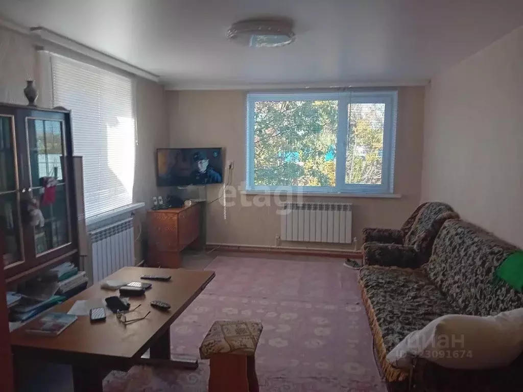 Дом в Саратовская область, Марксовский район, Зоркинское муниципальное ... - Фото 1