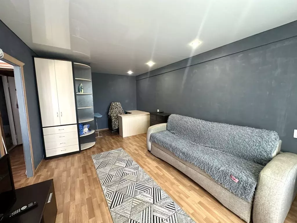 1-к кв. Пермский край, Пермь ул. Клары Цеткин, 19А (36.9 м) - Фото 0