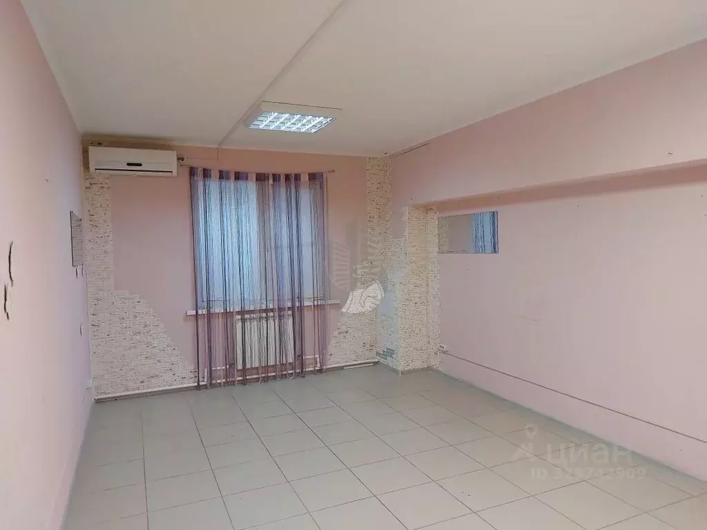 Офис в Краснодарский край, Краснодар Юбилейный мкр, наб. ... - Фото 1