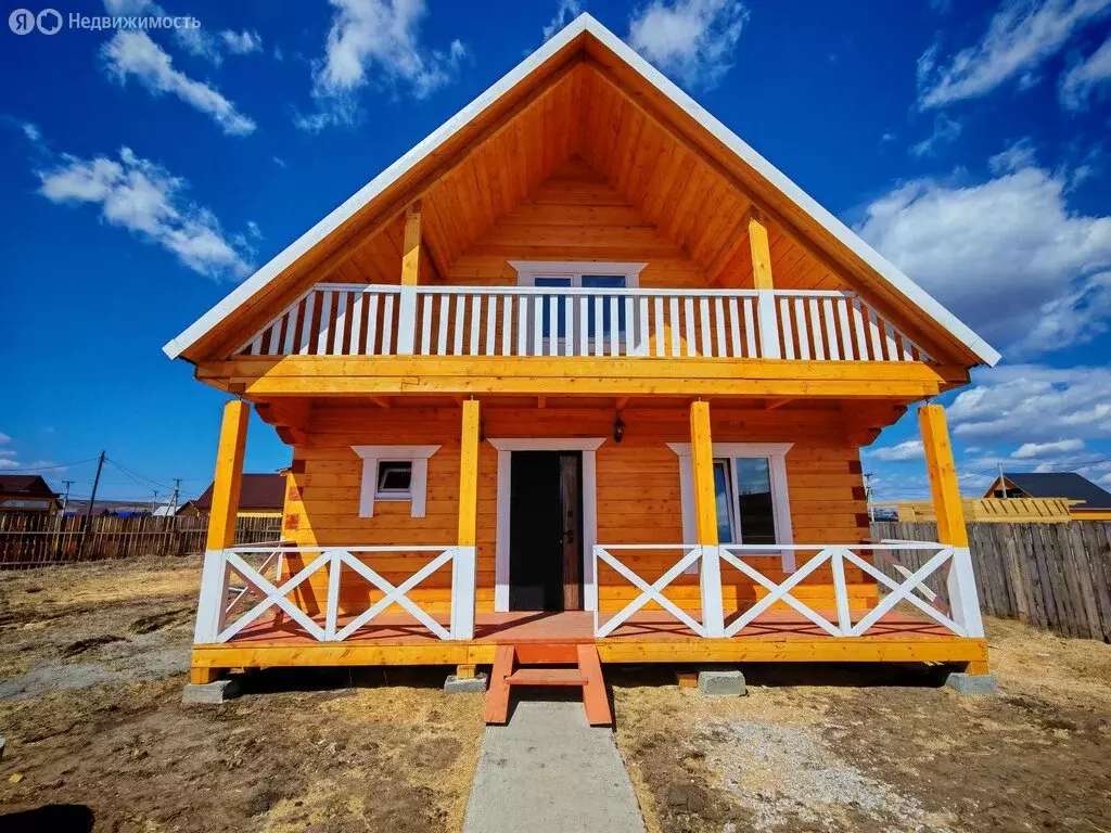 Дом в село Урик, Луговая улица (120 м) - Фото 1