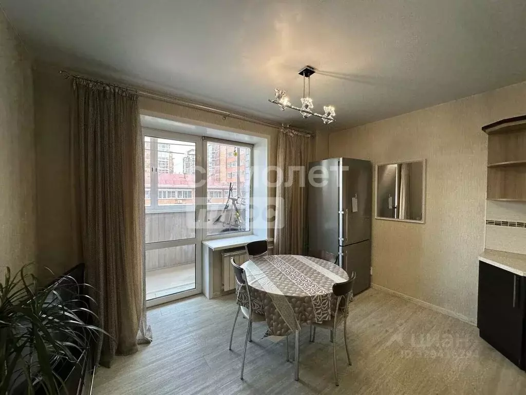 2-к кв. Иркутская область, Иркутск Байкальская ул., 234В/7 (73.0 м) - Фото 1