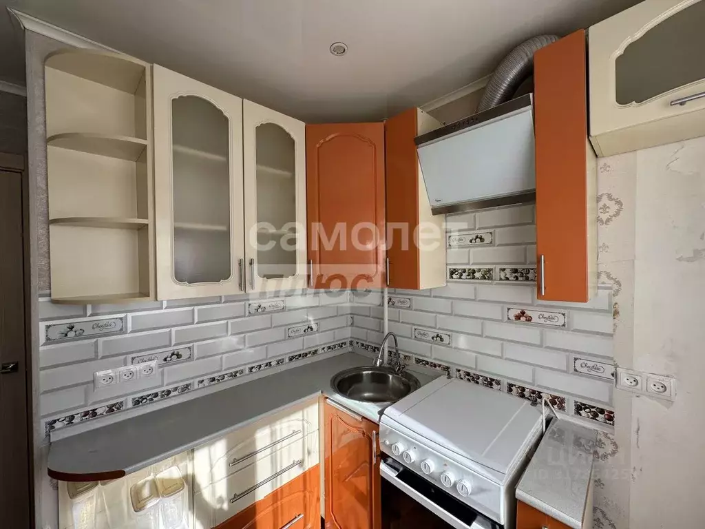 3-к кв. Брянская область, Брянск Авиационная ул., 22 (50.0 м) - Фото 1