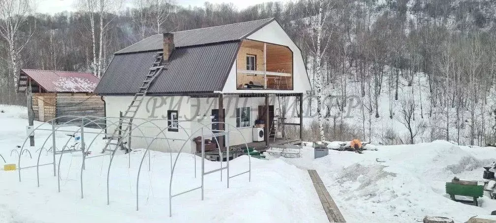 Дом в Алтай, Горно-Алтайск ул. Горно-Алтайская (100 м) - Фото 1