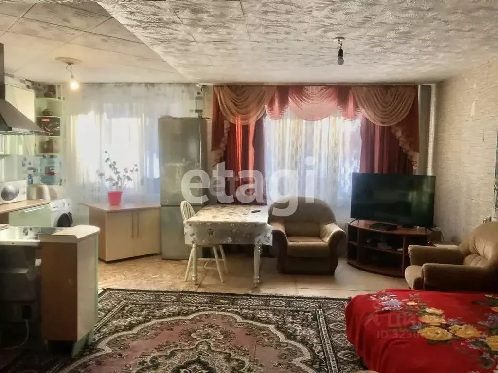 2-к кв. Красноярский край, Красноярск просп. Машиностроителей, 21 ... - Фото 0