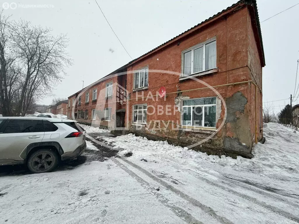 2-комнатная квартира: Чусовой, Октябрьская улица, 13 (56.8 м) - Фото 1