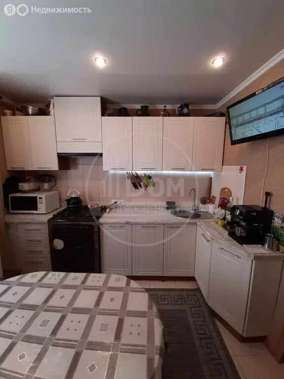 3-комнатная квартира: Батайск, улица Воровского, 8 (60 м) - Фото 1