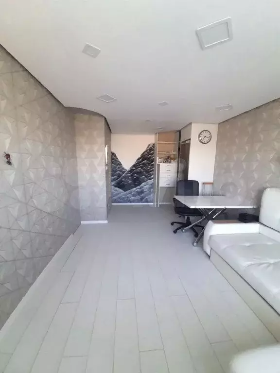 Комната 17 м в 8-к., 9/9 эт. - Фото 1