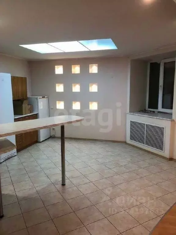 3-к кв. Пермский край, Пермь Кировоградская ул., 68 (108.6 м) - Фото 0