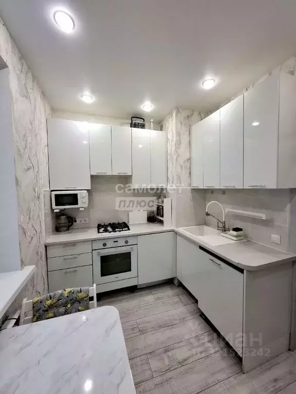 3-к кв. Нижегородская область, Нижний Новгород Молодежный просп., ... - Фото 2