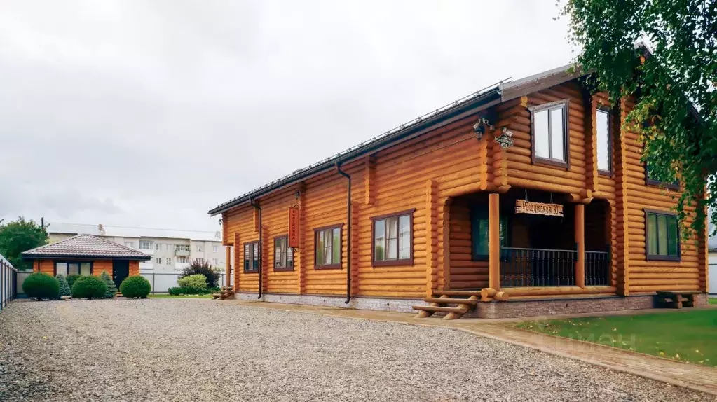 Дом в Вологодская область, Великий Устюг ул. Дежнева, 85 (200 м) - Фото 1