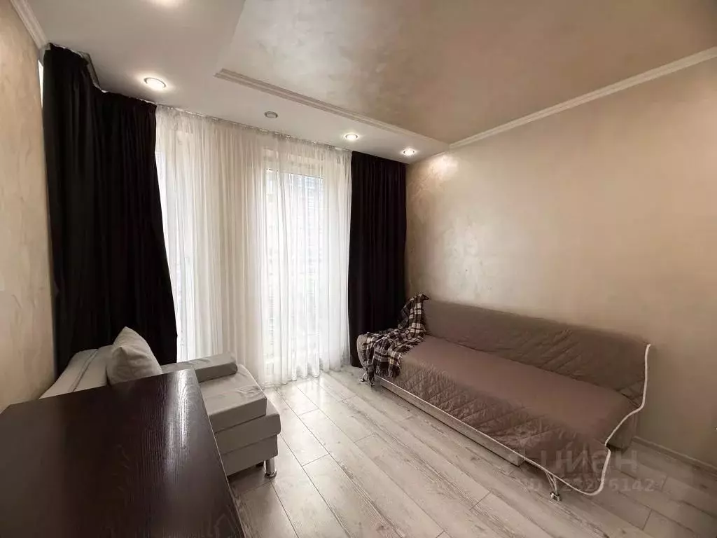 3-к кв. Тюменская область, Тюмень ул. 50 лет Октября, 57Ак1 (65.0 м) - Фото 2