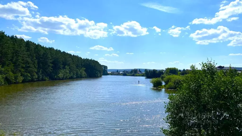 Участок в Свердловская область, Сысертский муниципальный округ, пос. ... - Фото 1