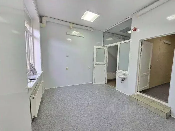 Офис в Севастополь ул. Льва Толстого, 16А (55 м) - Фото 2