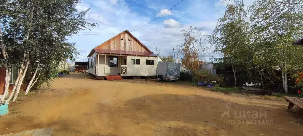 Дом в Саха (Якутия), Якутск Пристанский кв-л, ул. 2-я База (77 м) - Фото 1