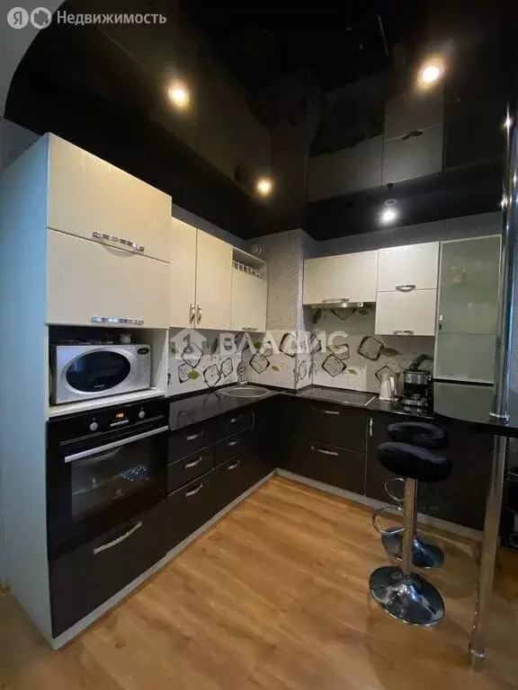 2-комнатная квартира: Вологда, улица Маршала Конева, 26 (69 м) - Фото 0