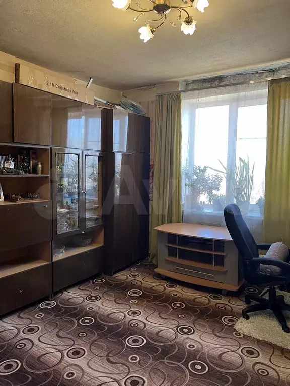 Комната 17,2 м в 5-к., 4/4 эт. - Фото 0