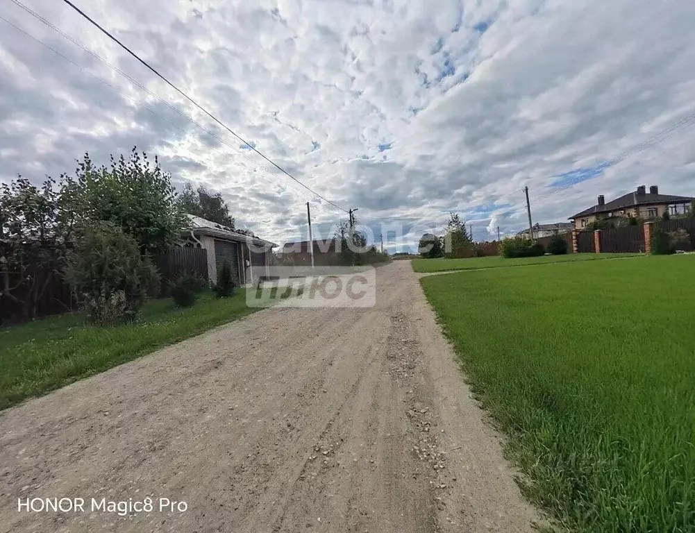 Участок в Калужская область, Калуга городской округ, д. Петрово 10Б ... - Фото 1
