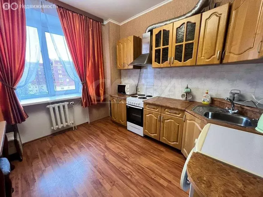 2-комнатная квартира: Тюмень, улица Циолковского, 13 (62 м) - Фото 1