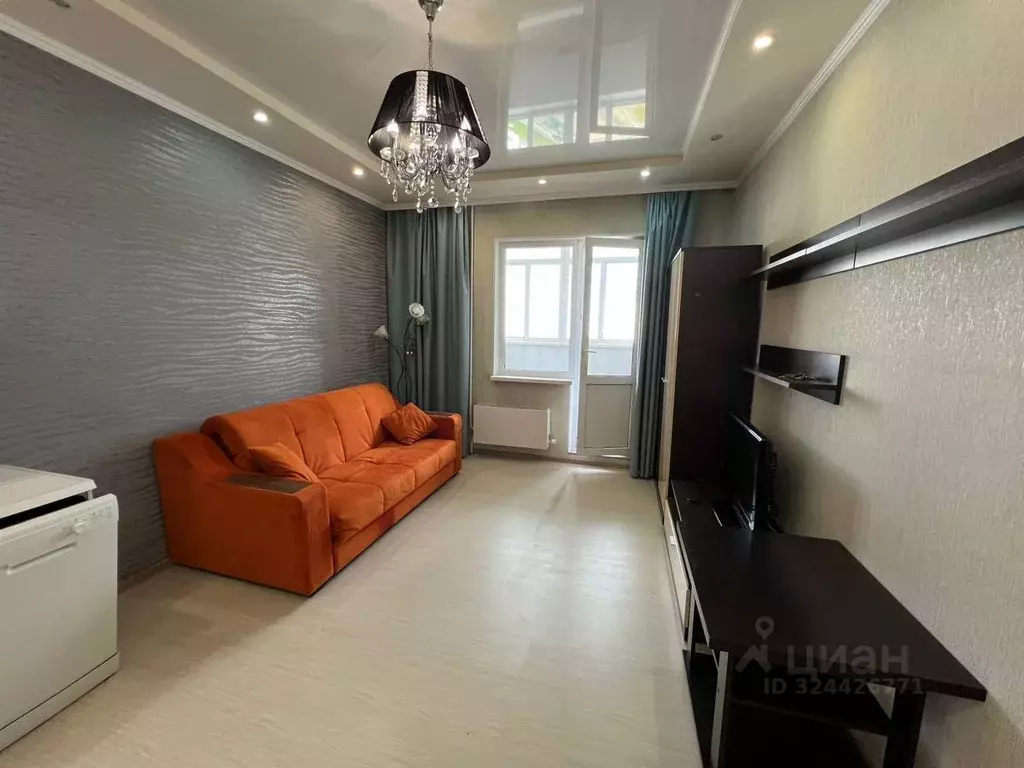 Студия Ханты-Мансийский АО, Сургут ул. Крылова, 26 (23.9 м) - Фото 1