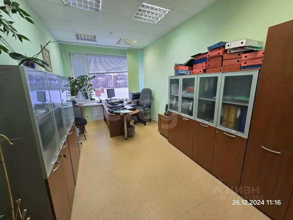 Офис в Коми, Сыктывкар ул. Ленина, 48 (17 м) - Фото 1