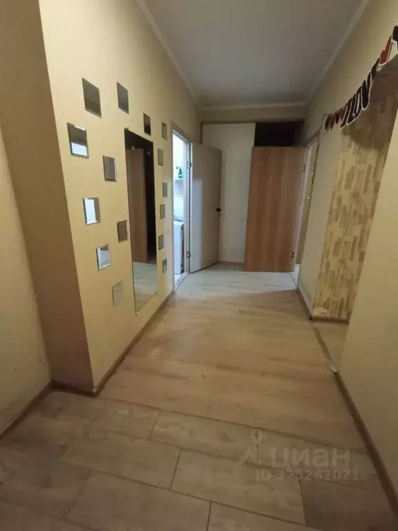 2-к кв. Свердловская область, Екатеринбург ул. Билимбаевская, 37 (54.0 ... - Фото 2