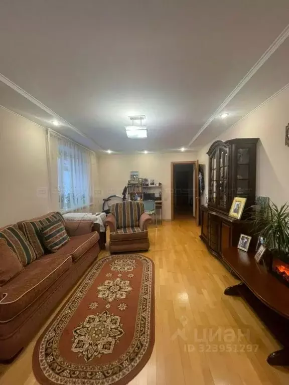 2-к кв. Татарстан, Казань ул. Сафиуллина, 56 (54.8 м) - Фото 1