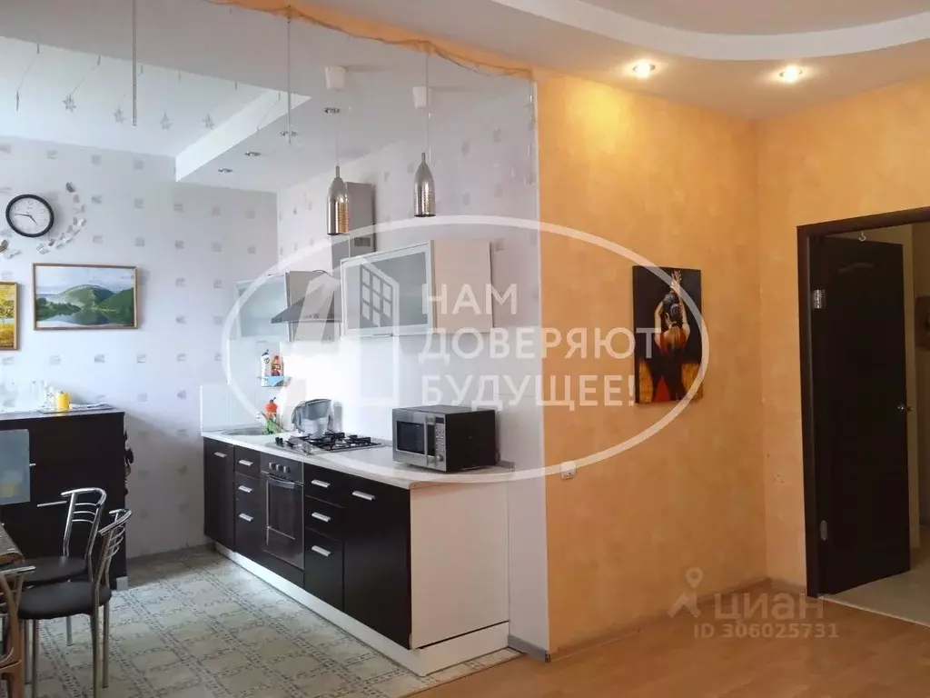 4-к кв. Пермский край, Губаха просп. Ленина, 26 (103.1 м) - Фото 1