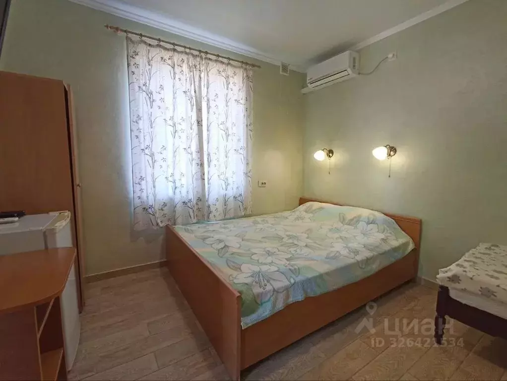 Комната Крым, Черноморский район, Оленевское с/пос, с. Оленевка ул. ... - Фото 1