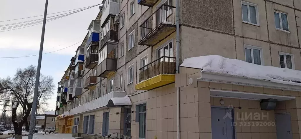 2-к кв. Кемеровская область, Киселевск Промышленная ул., 3 (44.0 м) - Фото 1