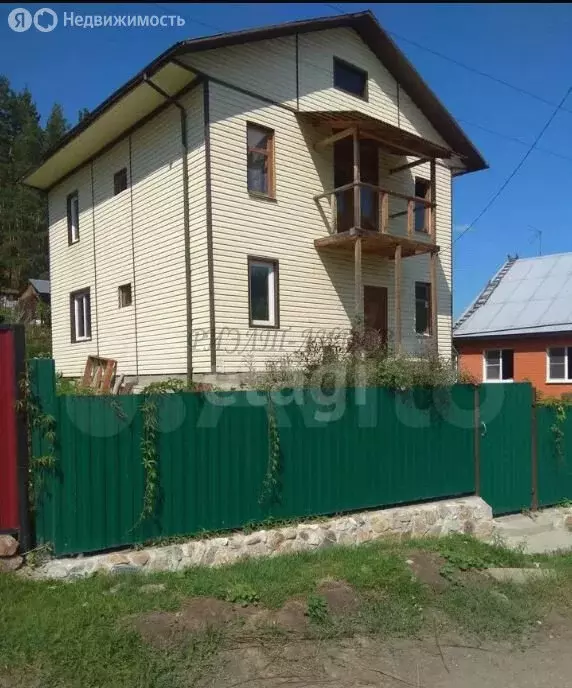 Дом в Горно-Алтайск, Красногвардейская улица (134 м) - Фото 1