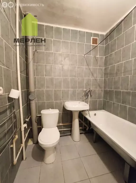 1-комнатная квартира: Сухиничи, улица Победы, 34 (37 м) - Фото 1