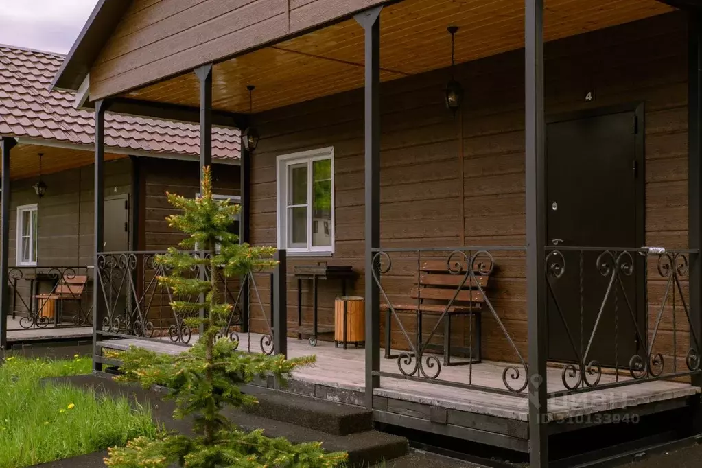 Дом в Камчатский край, Елизово пер. 5-й Лыжный, 6 (36 м) - Фото 1