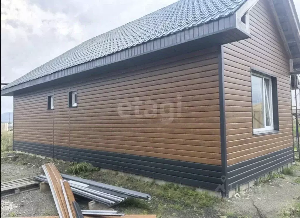 Дом в Сахалинская область, Южно-Сахалинск городской округ, с. ... - Фото 1