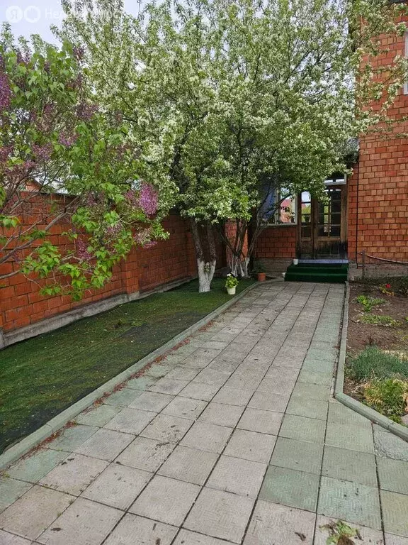 Дом в Усть-Илимск, Рябиновая улица (476.8 м) - Фото 1