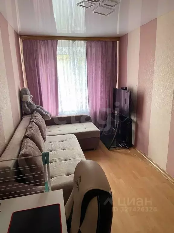 3-к кв. Тюменская область, Тюмень ул. 50 лет ВЛКСМ, 97 (60.0 м) - Фото 1