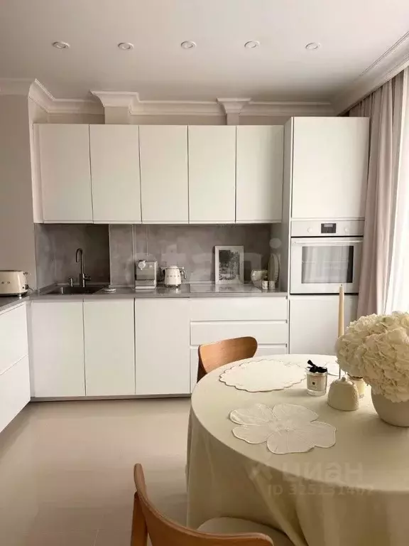 2-к кв. Свердловская область, Екатеринбург ул. Большакова, 25 (88.4 м) - Фото 1