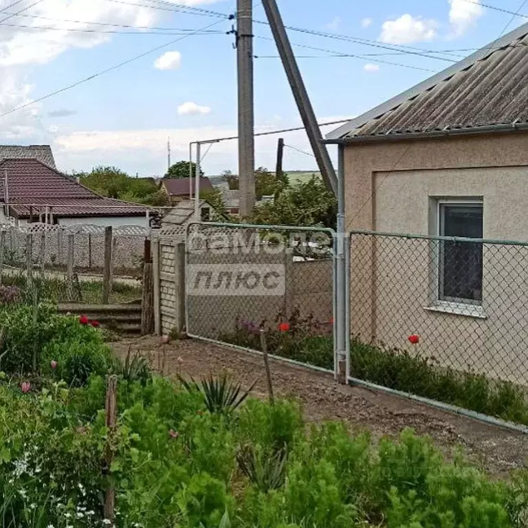 Дом в Крым, Керчь ул. Главная (71 м) - Фото 0