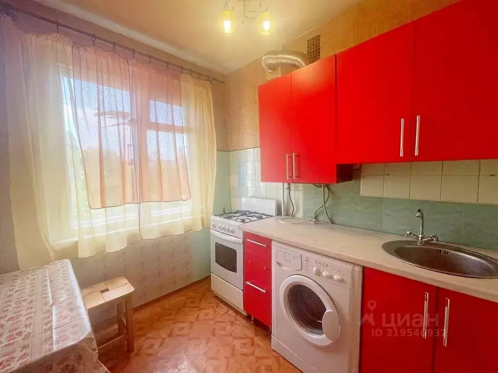 2-к кв. Белгородская область, Белгород Привольная ул., 5 (43.7 м) - Фото 0