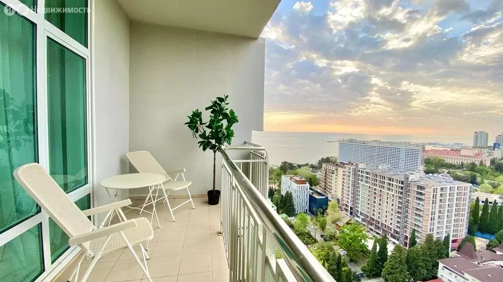 3-комнатная квартира: Сочи, Курортный проспект, 75Д (120 м) - Фото 0